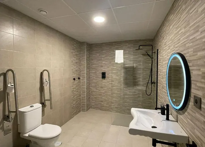Superior One-Bedroom Apartment