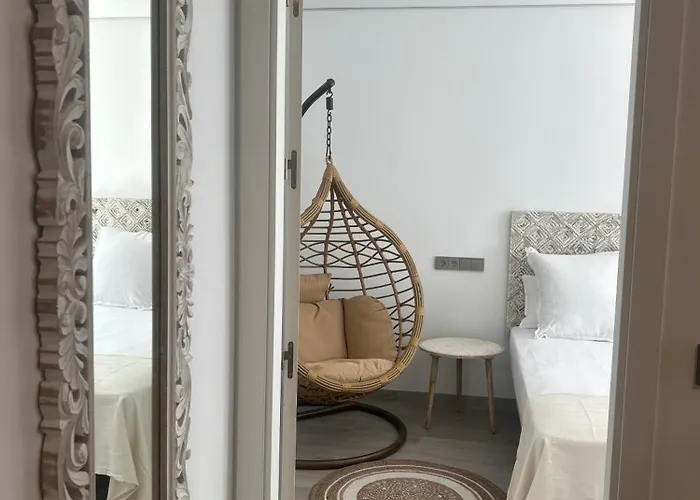 Superior One-Bedroom Apartment